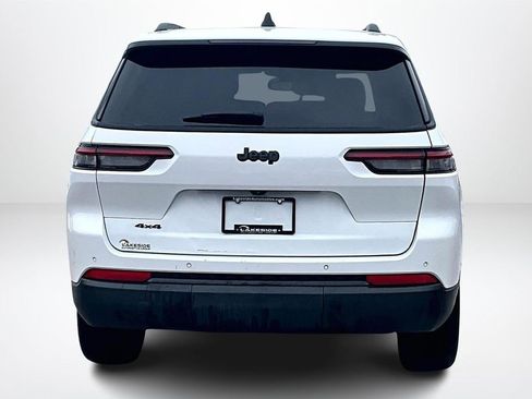 Used 2023 Jeep Grand Cherokee L Altitude image 6
