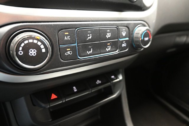 Used 2021 Chevrolet Colorado LT AWD/4WD image 30