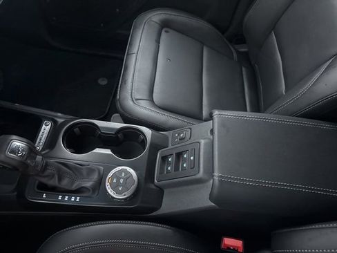 New 2025 Ford Bronco Outer Banks image 18