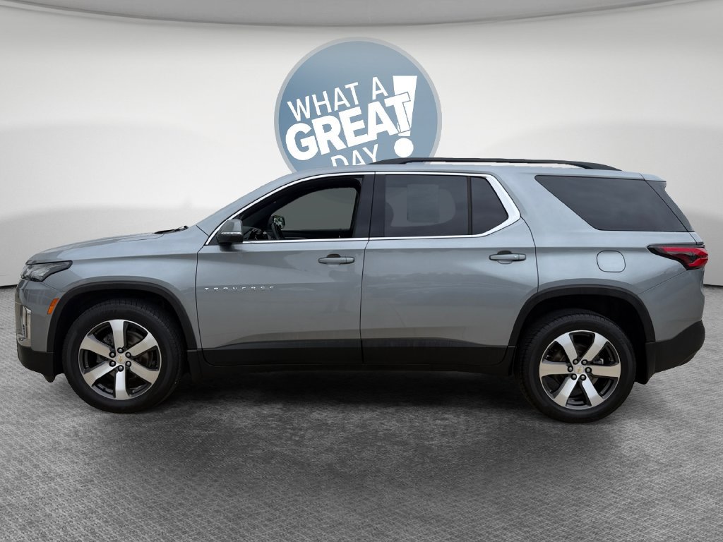 Certified 2023 Chevrolet Traverse LT w/ LT Premium Package AWD/4WD image 7