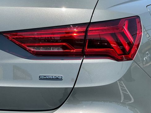 Used 2022 Audi Q3 2.0T Premium Plus w/ Premium Plus Package image 35