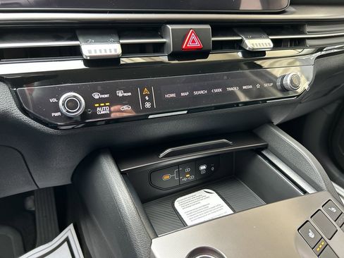 New 2026 Kia Sportage AWD Hybrid image 21