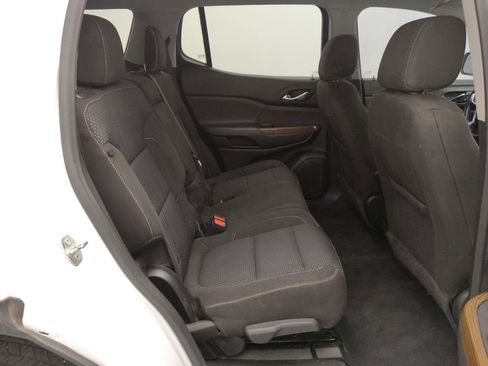 Used 2020 GMC Acadia SLE image 19