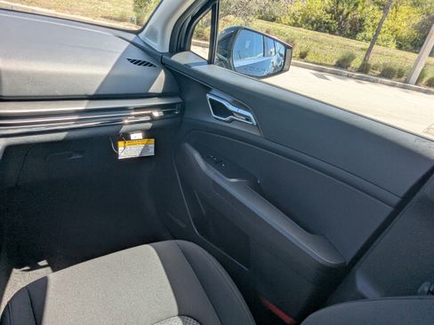 New 2026 Kia Sportage LX FWD image 18