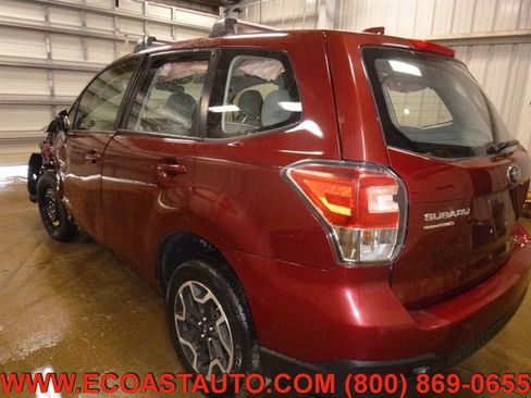 Used 2017 Subaru Forester 2.5i image 3