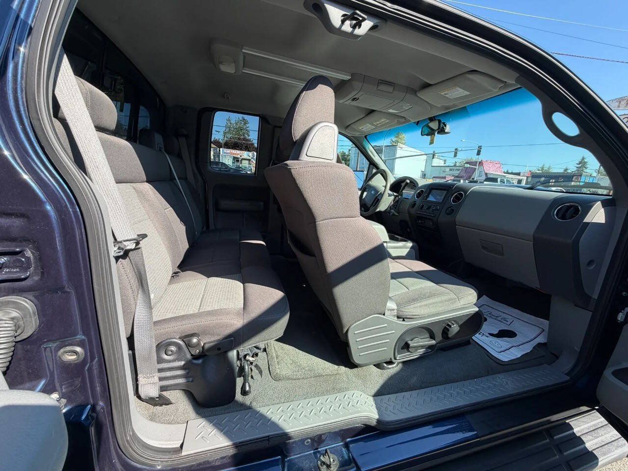 Used 2005 Ford F150 XL AWD/4WD image 18