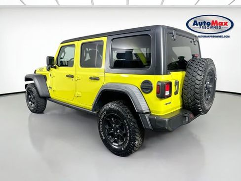 Used 2023 Jeep Wrangler Unlimited w/ Cold Weather Group AWD/4WD image 5