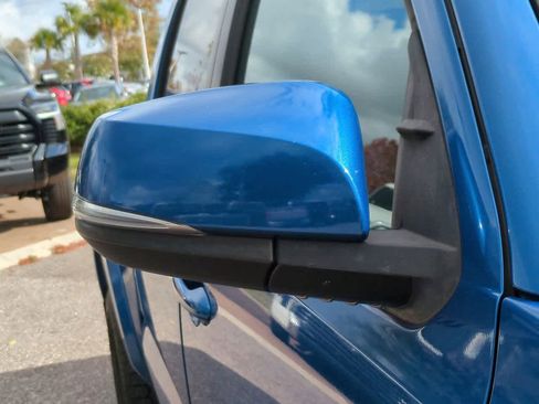 Used 2018 Toyota Tacoma TRD Sport w/ Technology Package image 12