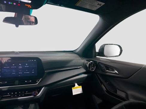 New 2026 Chevrolet Equinox LT w/ LPO, Floor Liner Package image 22