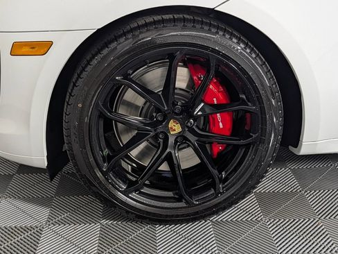 New 2026 Porsche Macan GTS AWD/4WD image 11