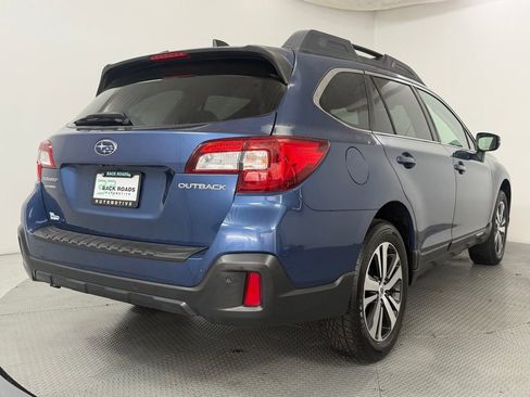 Used 2019 Subaru Outback 2.5i Limited image 9