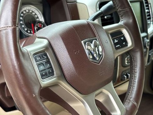 Used 2016 RAM 2500 Laramie RWD image 29