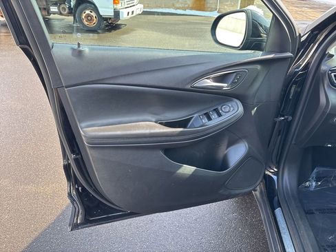 Used 2021 Buick Encore GX Preferred image 11