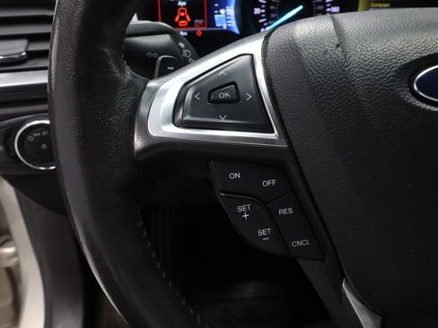 Used 2016 Ford Fusion Titanium image 30