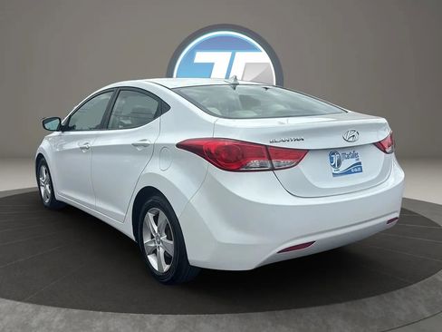 Used 2012 Hyundai Elantra GLS w/ Preferred Pkg 3 FWD image 12