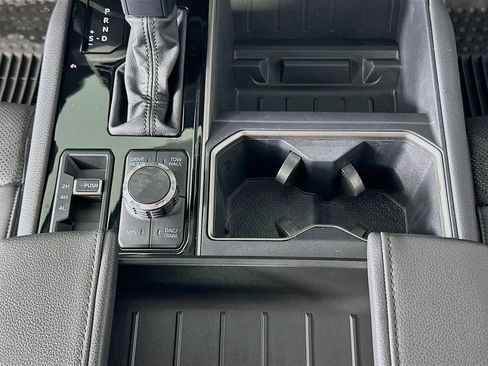 Used 2022 Toyota Tundra Limited image 36