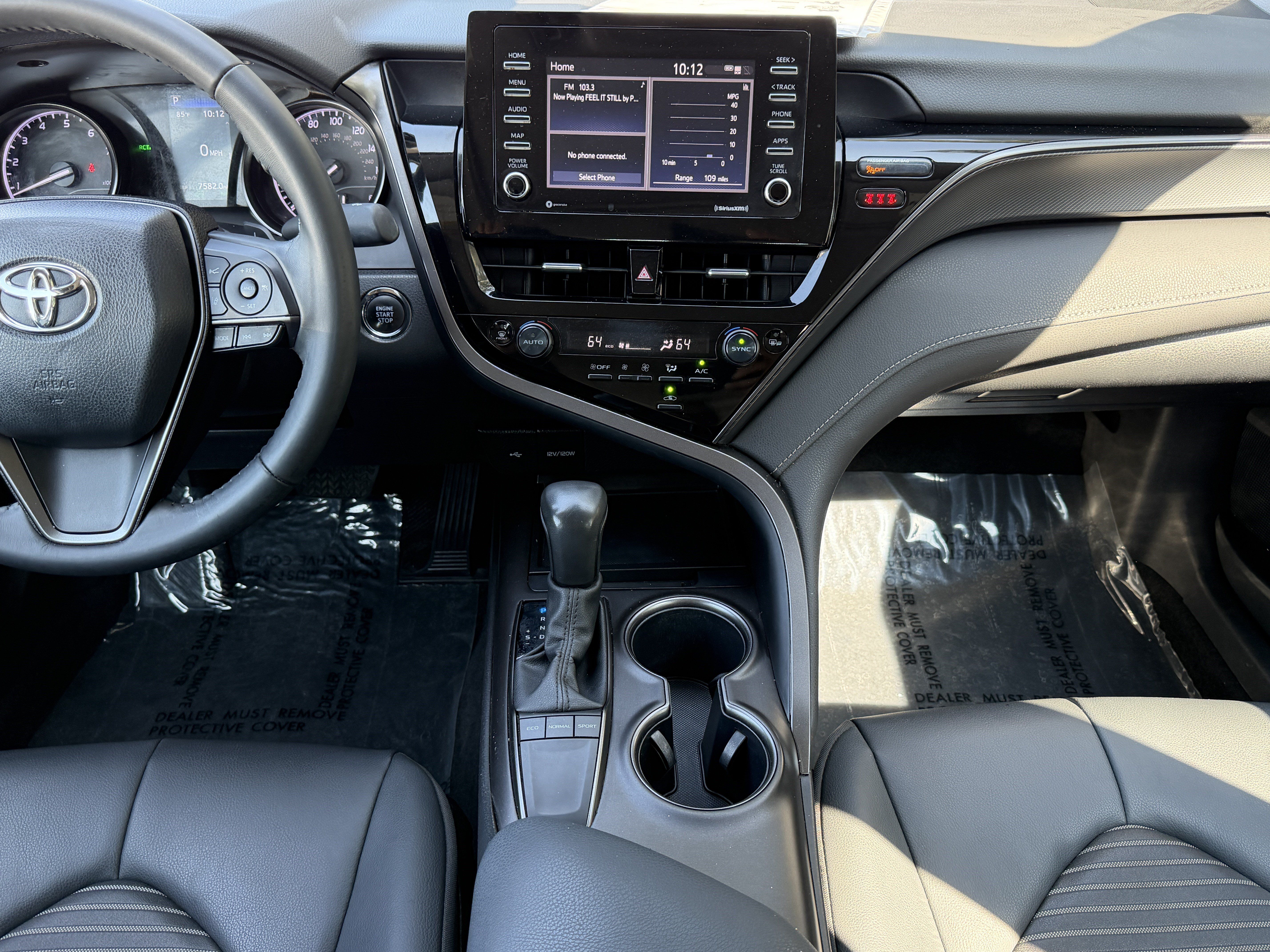 Used 2024 Toyota Camry SE w/ Convenience Package FWD image 20