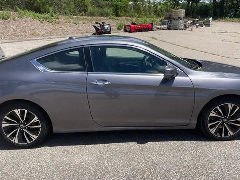 Used 2017 Honda Accord EX-L image 11