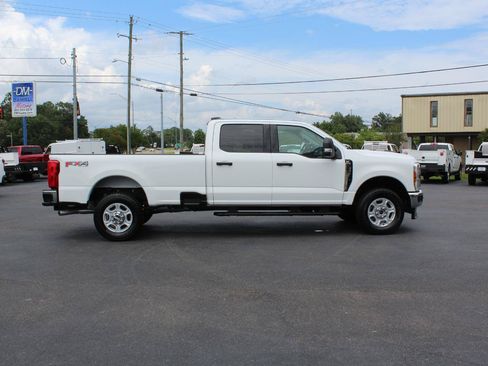 Used 2025 Ford F350 XLT AWD/4WD image 7