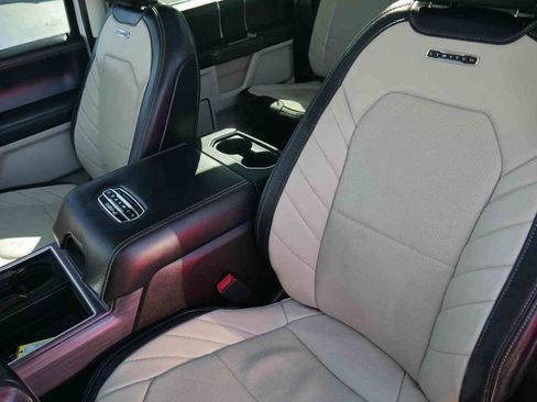 Used 2021 Ford F450 Limited image 39