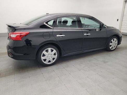 Used 2019 Nissan Sentra SR w/ Electronics Package FWD image 10