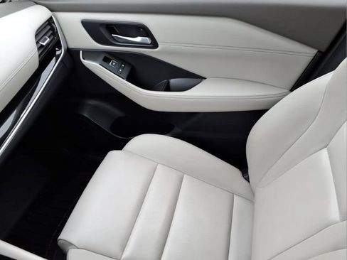 Certified 2023 Nissan Rogue SL AWD/4WD image 28