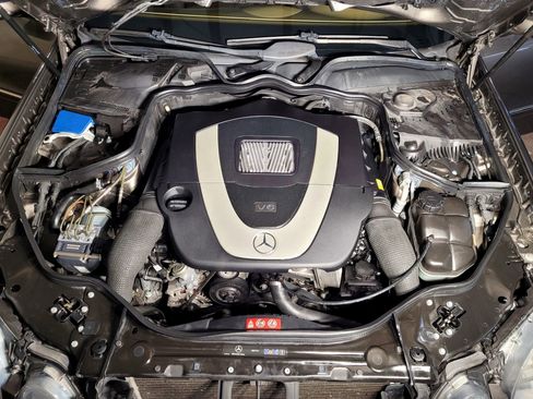 Used 2009 Mercedes-Benz E 350 E 350 Sedan 4D image 46