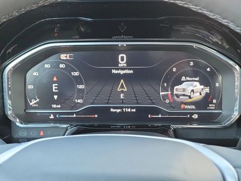 Certified 2025 GMC Sierra 1500 SLT image 28