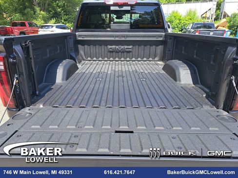 New 2025 GMC Sierra 2500 Denali w/ Denali Reserve Package image 13