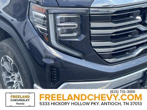 Used 2025 GMC Sierra 1500 SLT AWD/4WD image 7