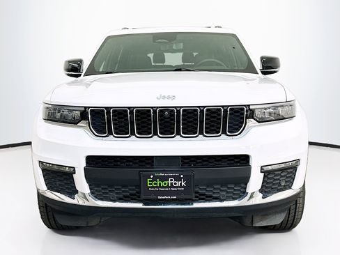 Used 2024 Jeep Grand Cherokee L Limited w/ Luxury Tech Group II image 2