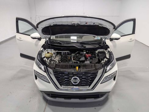 Used 2021 Nissan Rogue SV w/ Premium Package AWD/4WD image 13