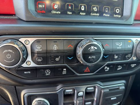 Used 2021 Jeep Wrangler Unlimited Rubicon image 21