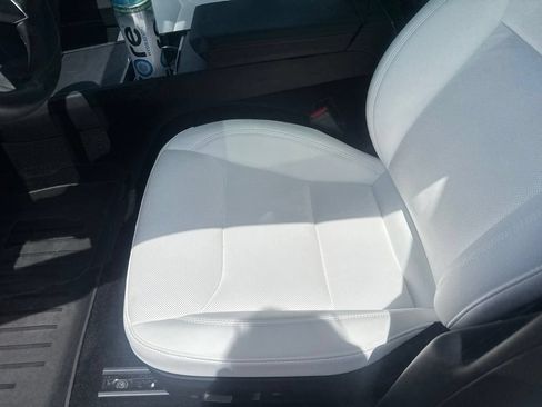 Used 2025 Tesla Model 3 Long Range RWD image 15