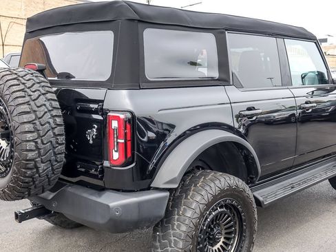 Used 2025 Ford Bronco Outer Banks AWD/4WD image 7