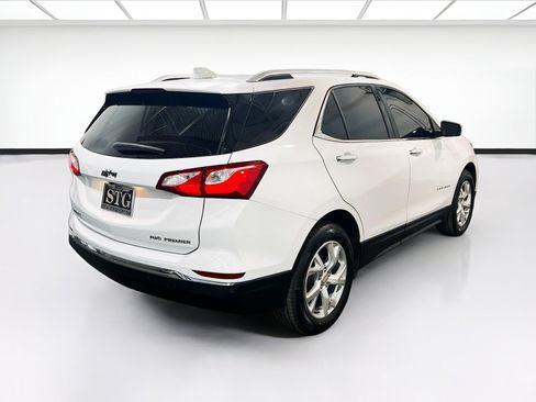 Used 2021 Chevrolet Equinox Premier AWD/4WD image 4