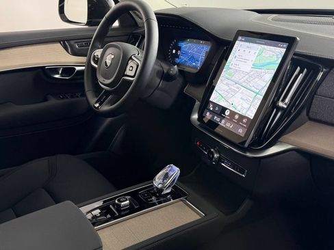 New 2026 Volvo XC90 B6 Plus w/ Protection Package Premier AWD/4WD image 9