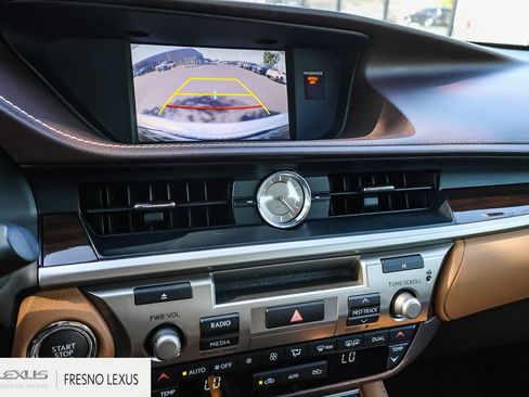Used 2016 Lexus ES 350 w/ Navigation System Package FWD image 24