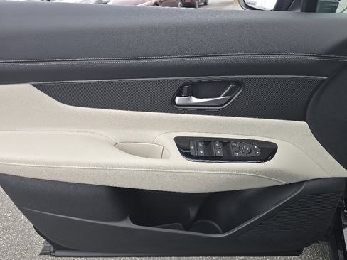 New 2026 Nissan Murano SV image 8