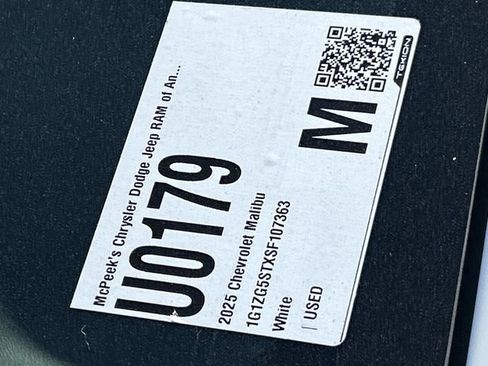 Used 2025 Chevrolet Malibu RS FWD image 32