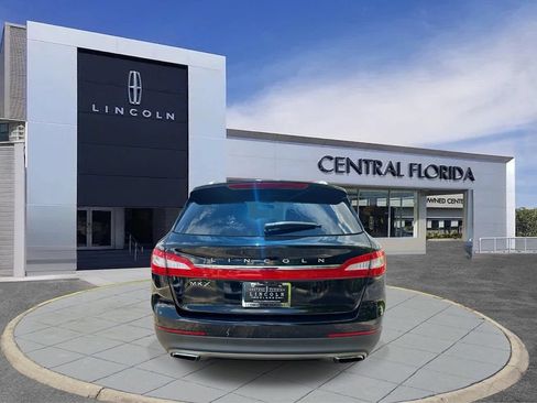Used 2016 Lincoln MKX Premiere FWD image 3