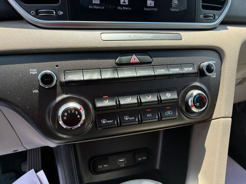 Used 2020 Kia Sportage LX FWD image 20