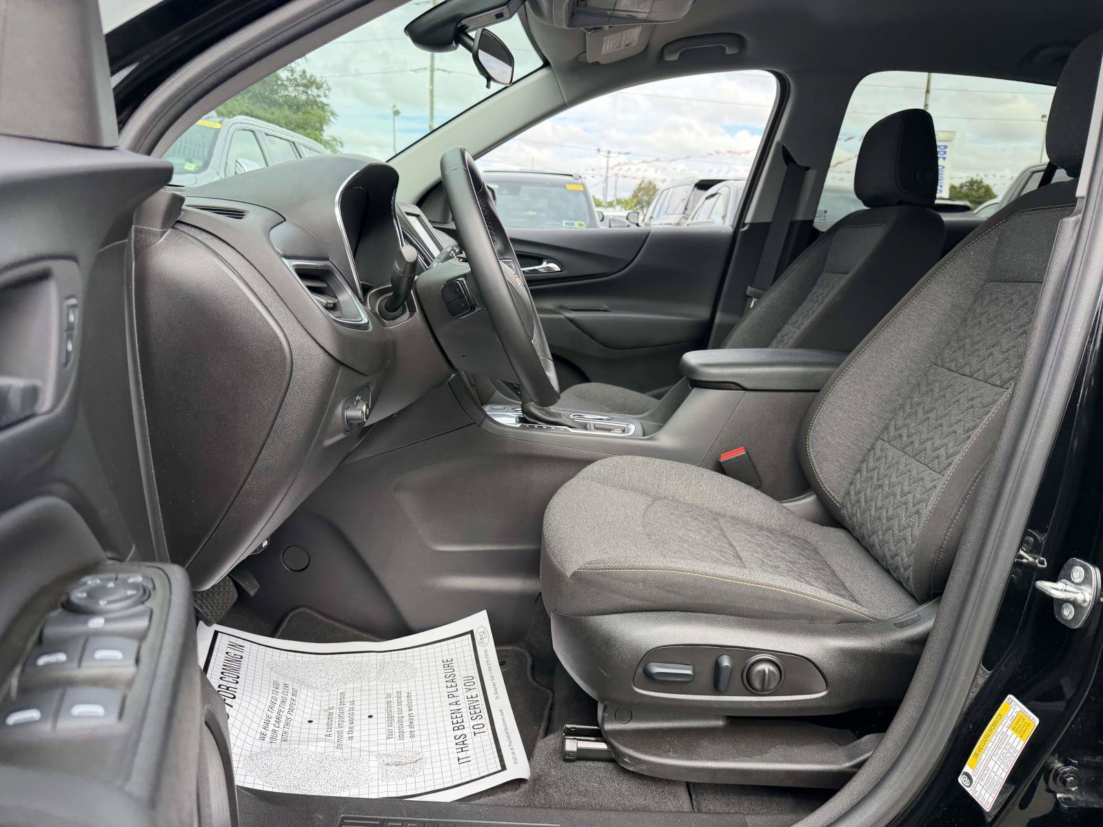 Certified 2024 Chevrolet Equinox LT FWD image 17