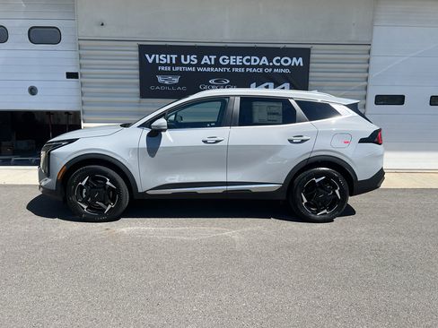 New 2026 Kia Sportage EX image 6