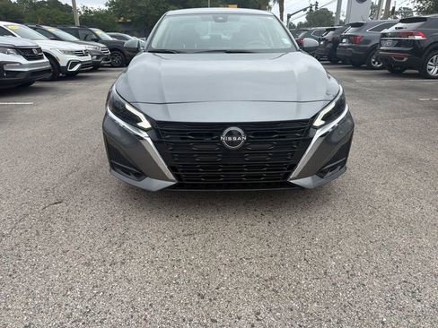 Used 2023 Nissan Altima 2.5 SV FWD image 24