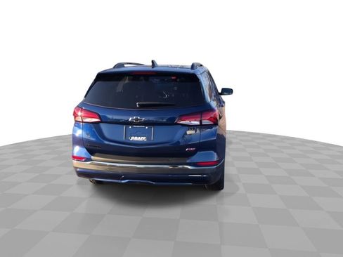 Used 2022 Chevrolet Equinox RS w/ LPO, Floor Liner Package image 7