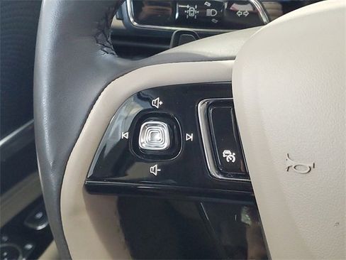 Certified 2023 Lincoln Corsair Reserve w/ Equipment Group 201A image 16