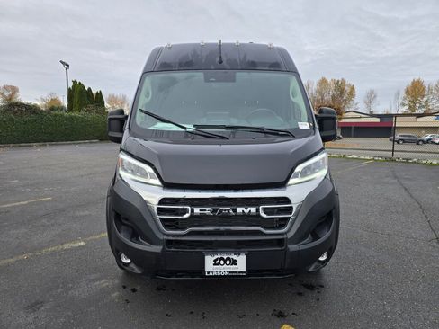 New 2025 RAM ProMaster 3500 w/ Quick Order Package 24G SLT image 9