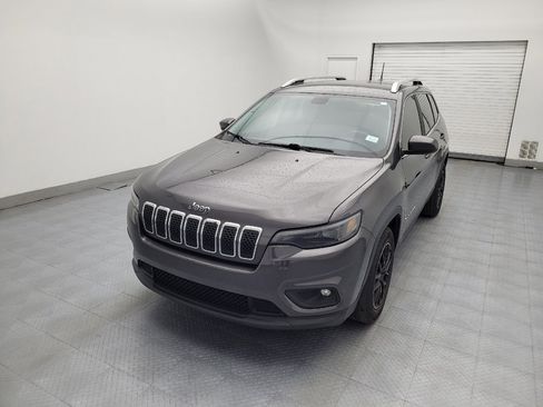 Used 2019 Jeep Cherokee Latitude Plus w/ Comfort/Convenience Group image 15