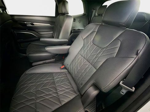Certified 2023 Kia Telluride SX X-Line AWD/4WD image 23